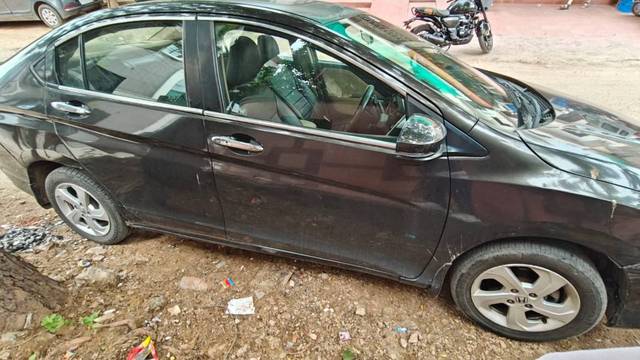 https://images10.gaadi.com/usedgaadi-sellcar/UsedCar/f58f716da/88dc35e9-7019-4c11-aa7e-d17f8deb4f3c.jpg?imwidth=6400