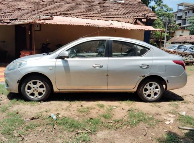 https://images10.gaadi.com/usedgaadi-sellcar/UsedCar/f58fdabea/cb5f2ddf-0fa7-4b70-b5c9-300876a900c6.jpg?imwidth=6401