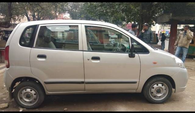 https://images10.gaadi.com/usedgaadi-sellcar/UsedCar/f58fed4aa/f8cd8f20-8c2e-405c-a745-73b664f13a44.jpg?imwidth=6401