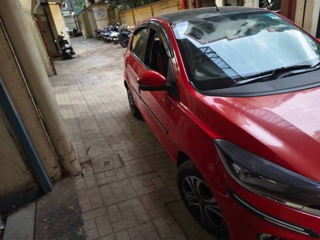 https://images10.gaadi.com/usedgaadi-sellcar/UsedCar/f58ffa70a/5f90bced-73eb-46c7-8163-59b04a467ea4.jpg?imwidth=6400