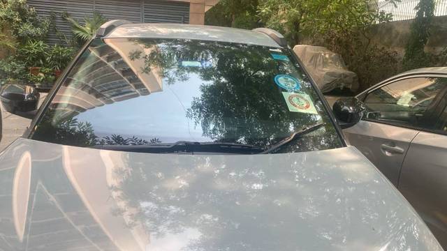 https://images10.gaadi.com/usedgaadi-sellcar/UsedCar/f5905515a/335b5b5f-6720-4dad-8958-1ab329b7a261.jpg?imwidth=6402