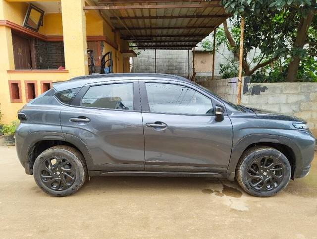 https://images10.gaadi.com/usedgaadi-sellcar/UsedCar/f590db27a/1c0b105b-95c2-414f-865c-f478a4d610f7.jpg?imwidth=6401