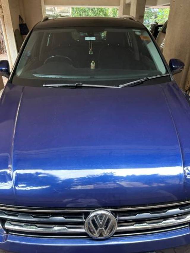 https://images10.gaadi.com/usedgaadi-sellcar/UsedCar/f590fc89a/2dd103fd-5a9c-43b6-a517-a2fe4ad0b28f.jpeg?imwidth=6400