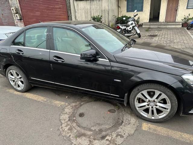 https://images10.gaadi.com/usedgaadi-sellcar/UsedCar/f5914686a/ca6ecb96-9052-4fd7-8182-22ae1b2f0923.jpeg?imwidth=6400