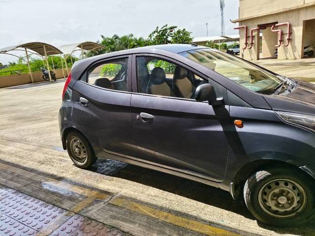 https://images10.gaadi.com/usedgaadi-sellcar/UsedCar/f59165c7a/eafb7f2e-f6c3-41cf-8a26-5d1e909b7db2.jpg?imwidth=6401