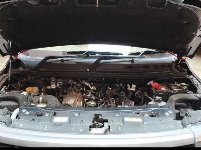 https://images10.gaadi.com/usedgaadi-sellcar/UsedCar/f591c696a/072a9964-0c05-4317-bca2-178497205d3f.png?imwidth=6401