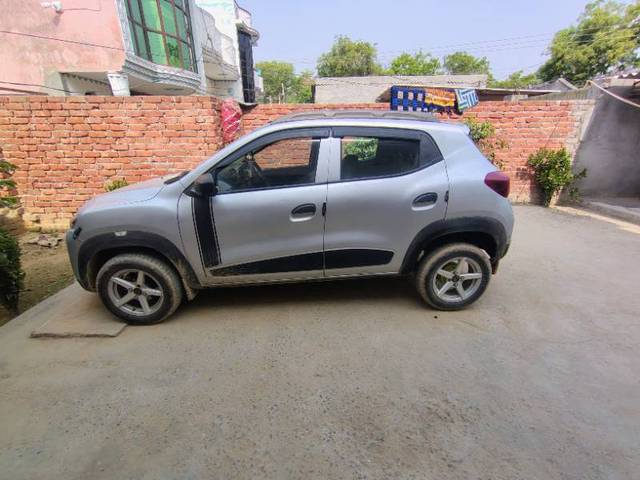 https://images10.gaadi.com/usedgaadi-sellcar/UsedCar/f5920980a/3e1efbba-1eb5-40ae-bb28-7d4b20b29ffb.jpg?imwidth=6400