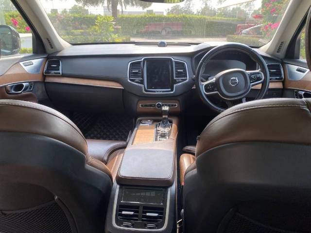 https://images10.gaadi.com/usedgaadi-sellcar/UsedCar/f5932baea/ecaeb438-5887-4986-b0db-8371b2aad1ff.JPG?imwidth=6401