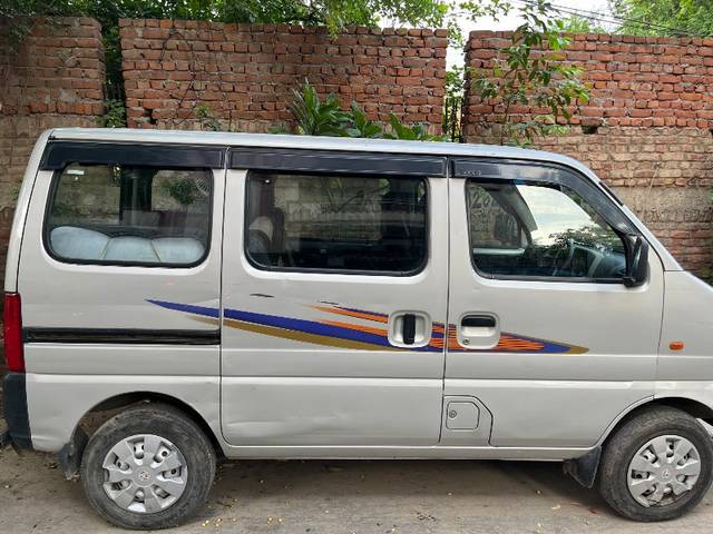 https://images10.gaadi.com/usedgaadi-sellcar/UsedCar/f5940a41a/65b913c8-fd83-4074-ae92-6ba2ad87d308.jpeg?imwidth=6400