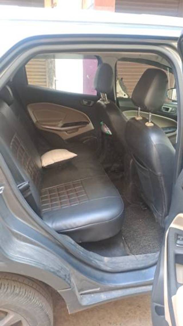 https://images10.gaadi.com/usedgaadi-sellcar/UsedCar/f5940b56a/4ddbb6af-1a73-4dc8-96f9-c221a6de815e.jpg?imwidth=6402