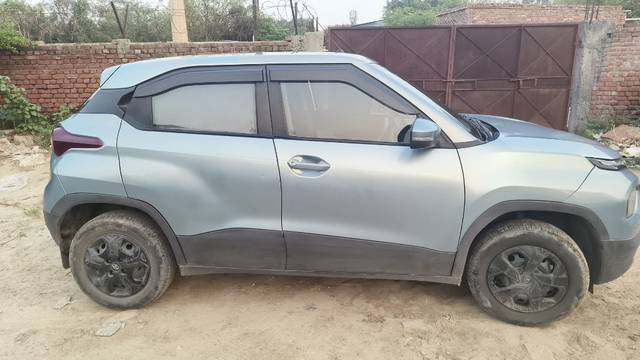https://images10.gaadi.com/usedgaadi-sellcar/UsedCar/f59416f9a/e1fa2325-ef46-410e-b166-d55f325fbd4b.jpeg?imwidth=6400