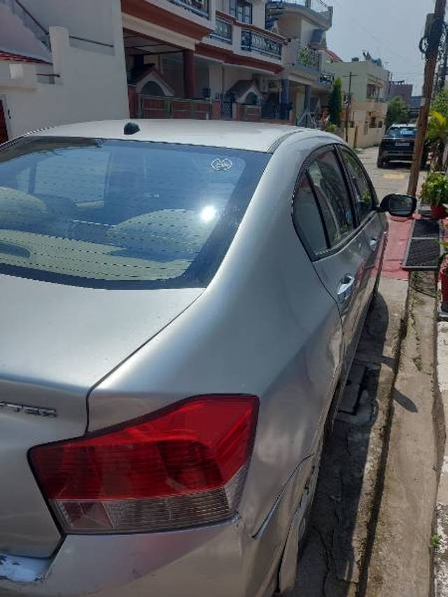 https://images10.gaadi.com/usedgaadi-sellcar/UsedCar/f594434da/66926a1c-5f55-42f0-86f0-d1a400864a1d.jpg?imwidth=6401