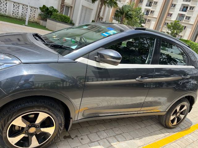 https://images10.gaadi.com/usedgaadi-sellcar/UsedCar/f5958df1a/247bbb3f-1703-46d9-8a40-d85faa29ec07.jpeg?imwidth=6401
