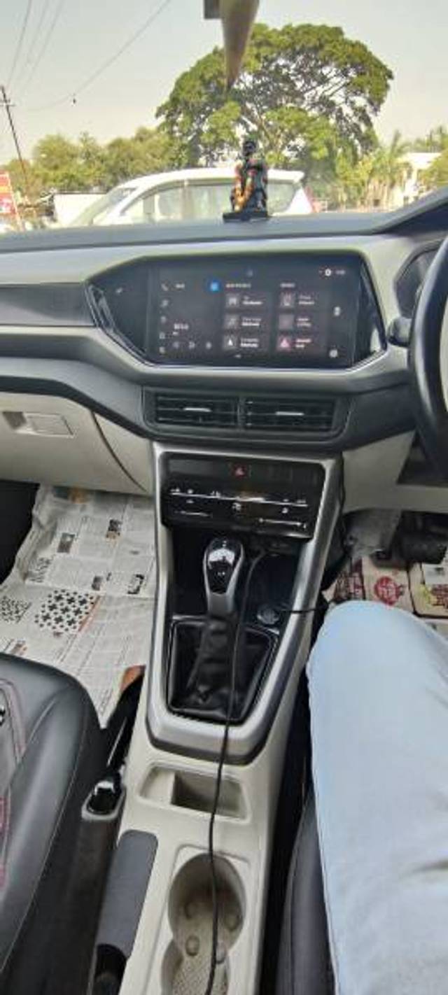 https://images10.gaadi.com/usedgaadi-sellcar/UsedCar/f596b2cda/bf09ec48-0ef0-4508-bc5c-d96cdf02ce51.jpg?imwidth=6402