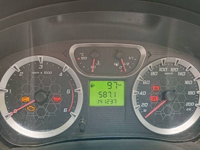 https://images10.gaadi.com/usedgaadi-sellcar/UsedCar/f5975764a/1029774a-2ab7-44b0-addf-b397e52cb6ef.jpg?imwidth=6401