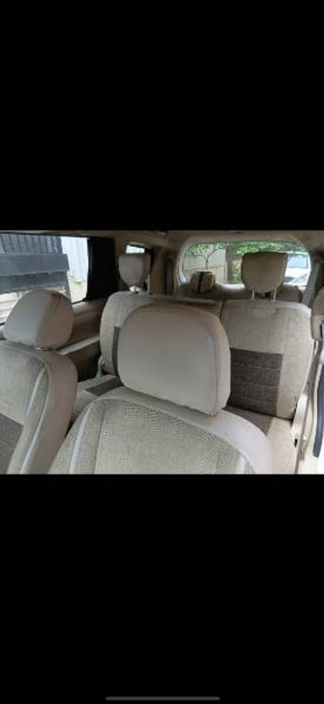 https://images10.gaadi.com/usedgaadi-sellcar/UsedCar/f597a6a4a/414f93ce-1257-469d-8df7-e8baaeb33d31.jpg?imwidth=6402
