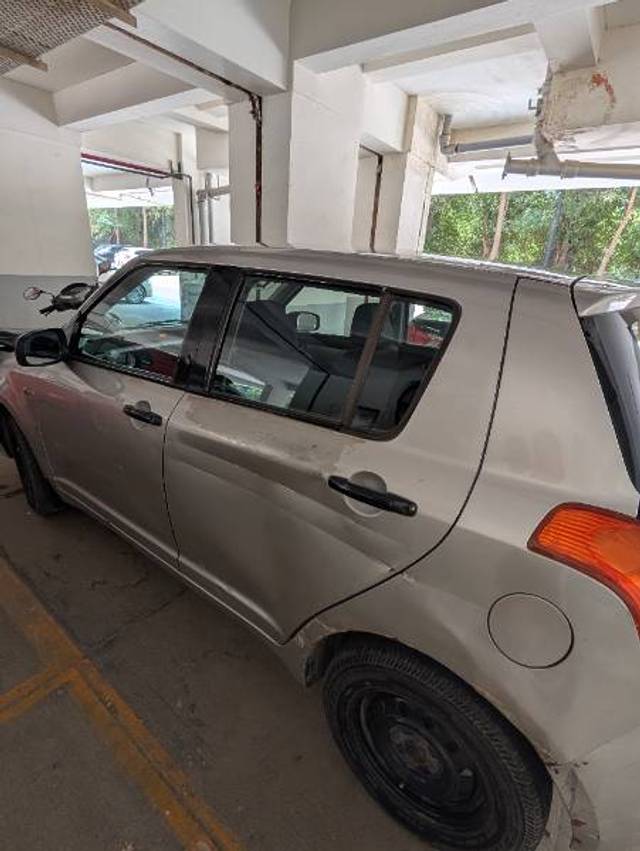 https://images10.gaadi.com/usedgaadi-sellcar/UsedCar/f597c74ea/04906e48-4a54-4bf2-ad16-fd9d501ba9d6.jpg?imwidth=6402