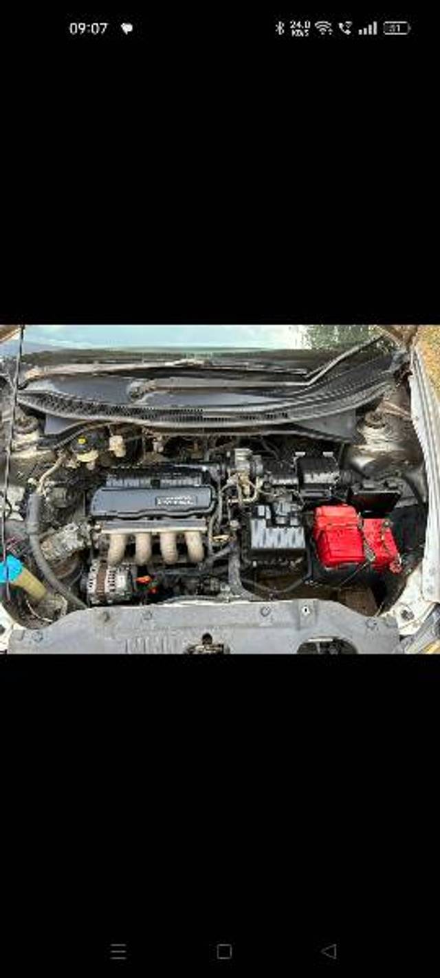 https://images10.gaadi.com/usedgaadi-sellcar/UsedCar/f5987ff3a/af187cc8-040e-4d55-b62d-1529edbd4e3d.jpg?imwidth=6402
