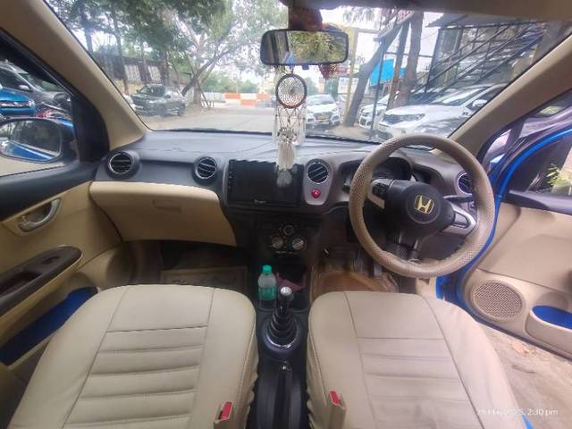 https://images10.gaadi.com/usedgaadi-sellcar/UsedCar/f598cf68a/12dcc7ed-c9be-4647-9b46-41e50c89f182.jpg?imwidth=6402