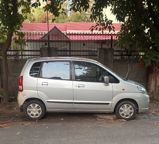 https://images10.gaadi.com/usedgaadi-sellcar/UsedCar/f59946f0a/28ec16f2-7fb7-4320-9ddc-e53ddb9634ed.jpeg?imwidth=6400