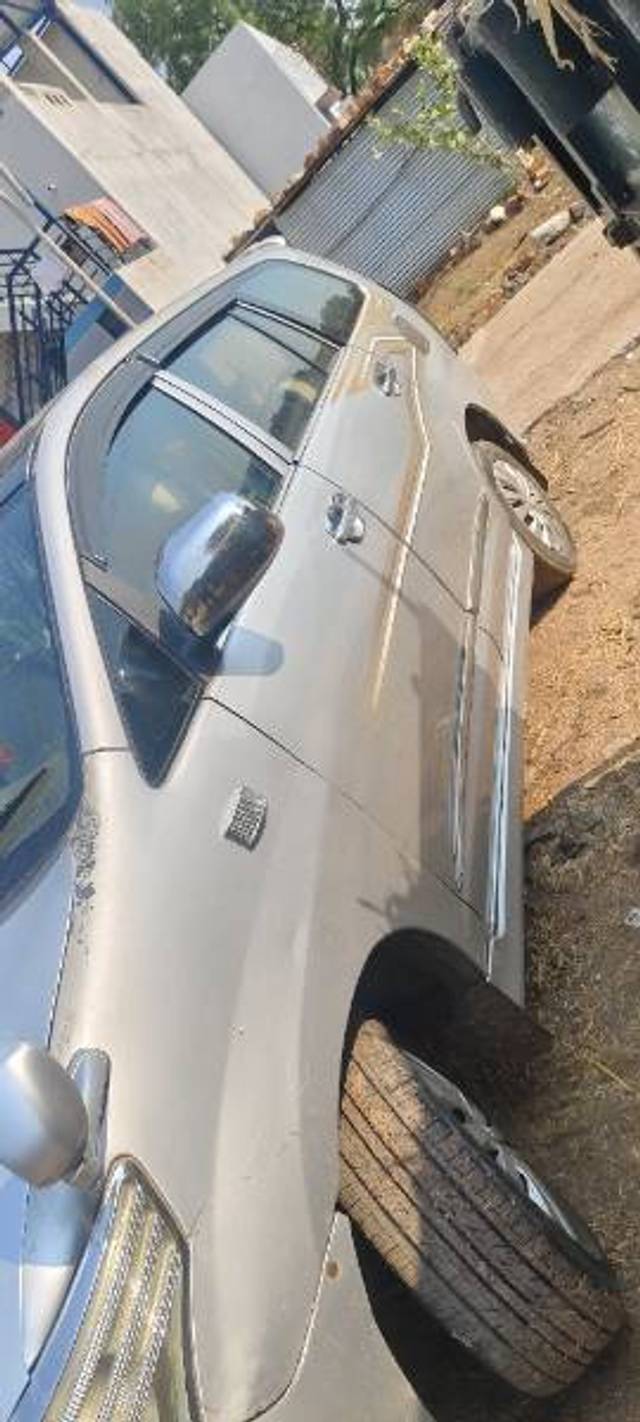 https://images10.gaadi.com/usedgaadi-sellcar/UsedCar/f59953aaa/b43f2fd2-638e-4b9e-8166-8ca0d49c5e52.jpg?imwidth=6401