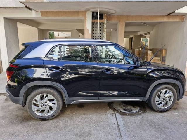 https://images10.gaadi.com/usedgaadi-sellcar/UsedCar/f599b8f9a/817bbb1b-28da-477b-b8dd-440f8f007fde.jpeg?imwidth=6402