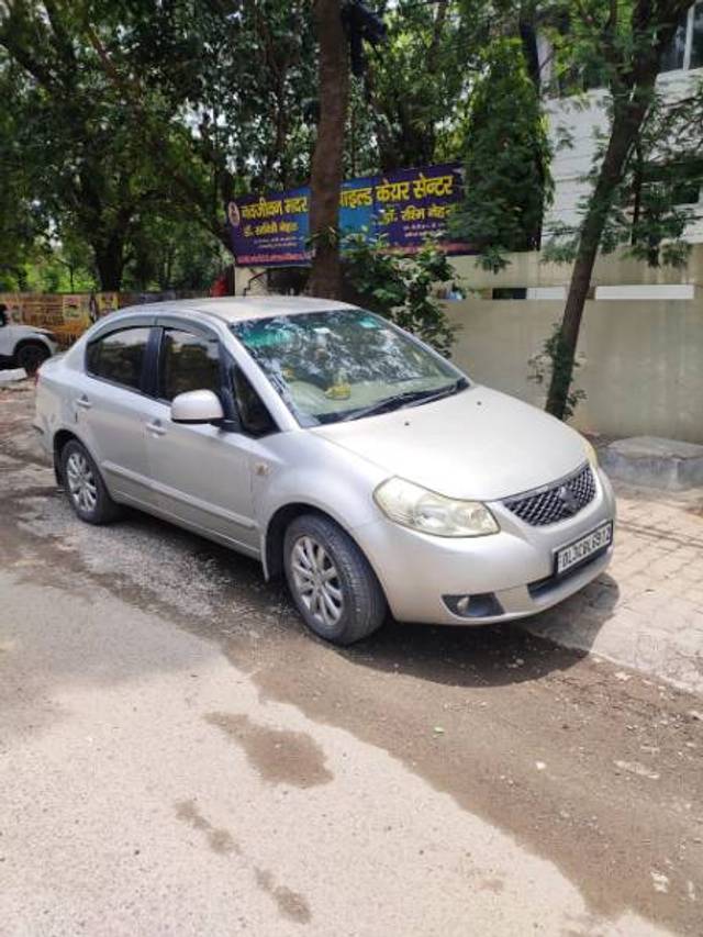https://images10.gaadi.com/usedgaadi-sellcar/UsedCar/f599f453a/e84e9bbb-f234-4e80-8214-7e843414d4c2.jpeg?imwidth=6400