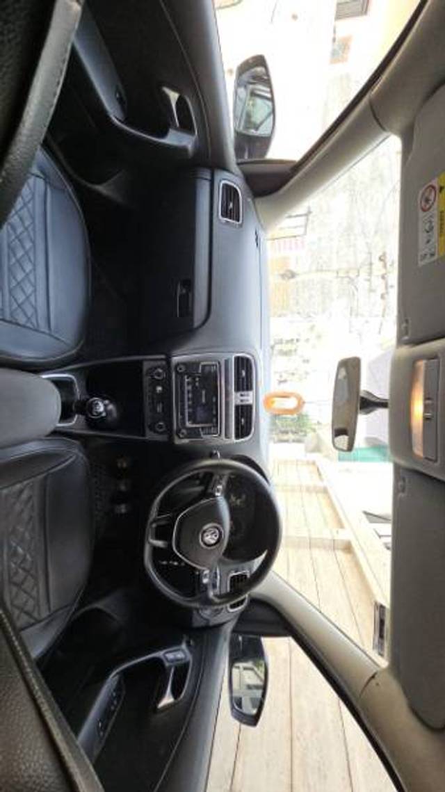 https://images10.gaadi.com/usedgaadi-sellcar/UsedCar/f59a6553a/d26134e2-93bd-4ecc-80b8-6bf4e34d5dd1.jpg?imwidth=6402