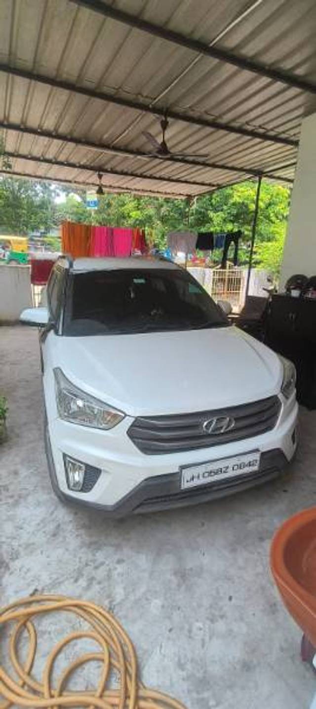 https://images10.gaadi.com/usedgaadi-sellcar/UsedCar/f59aec6ea/0124176e-4790-44c8-9126-f6e771302e2b.jpg?imwidth=6401