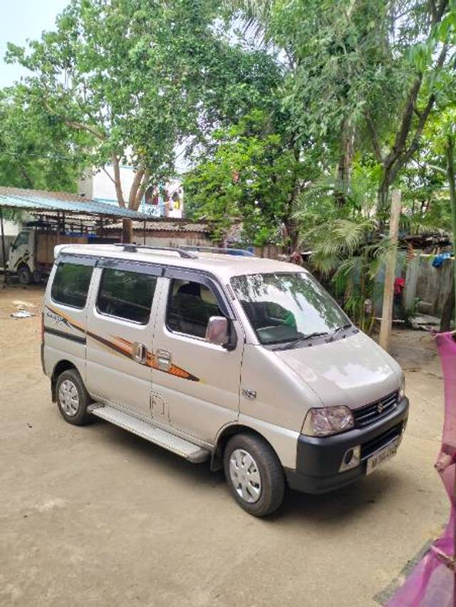 https://images10.gaadi.com/usedgaadi-sellcar/UsedCar/f59b32b9a/b9dcdd51-cd74-4525-a812-da08f9dec68f.jpg?imwidth=6400