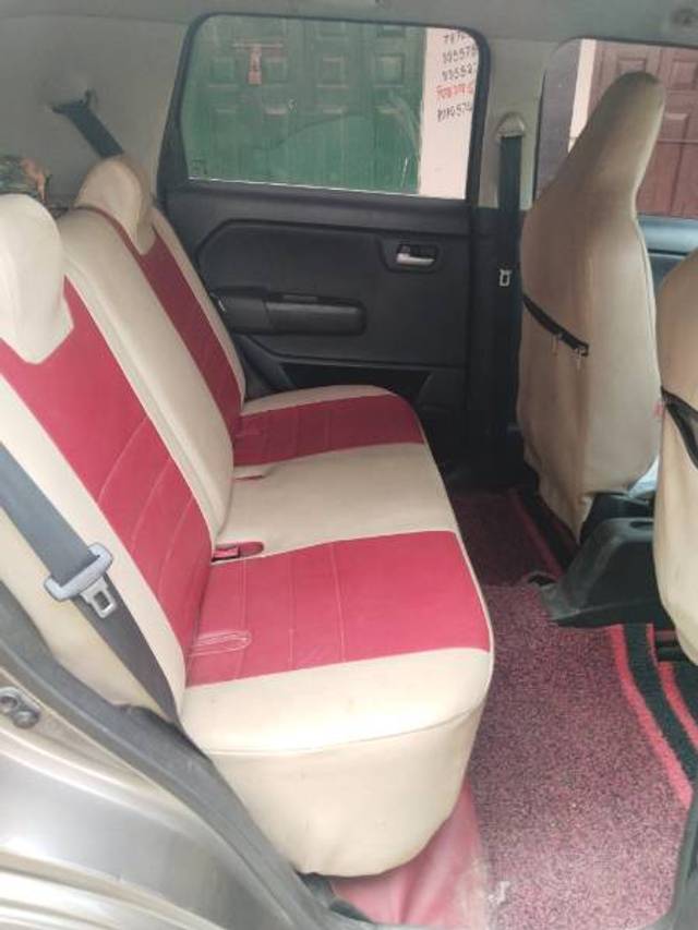 https://images10.gaadi.com/usedgaadi-sellcar/UsedCar/f59c2215a/7f513124-59f4-44b2-8615-2a46513e2906.jpg?imwidth=6400