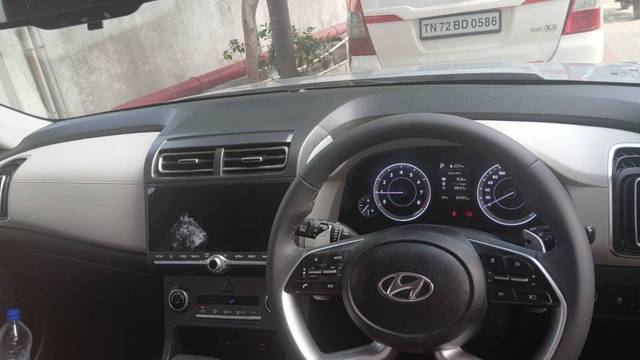https://images10.gaadi.com/usedgaadi-sellcar/UsedCar/f59c7601a/e32cae67-47d7-44bd-bf99-2b794a951bdd.jpg?imwidth=6402