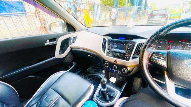 https://images10.gaadi.com/usedgaadi-sellcar/UsedCar/f59c89c8a/b4dcf56e-255a-495a-b419-34577b30b527.jpeg?imwidth=6401