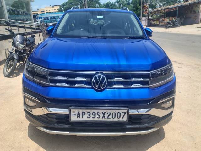 https://images10.gaadi.com/usedgaadi-sellcar/UsedCar/f59d370ea/a8a004b4-351f-4360-9903-38c6f2760407.jpeg?imwidth=6400