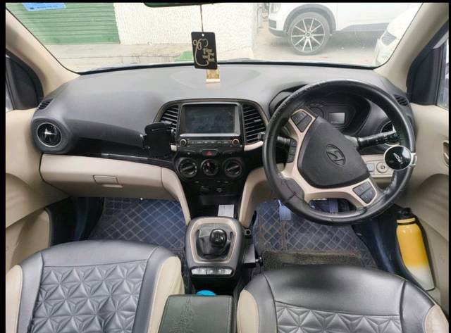 https://images10.gaadi.com/usedgaadi-sellcar/UsedCar/f59d73b9a/f67aa328-3460-49b4-84da-70723983cff0.jpeg?imwidth=6402
