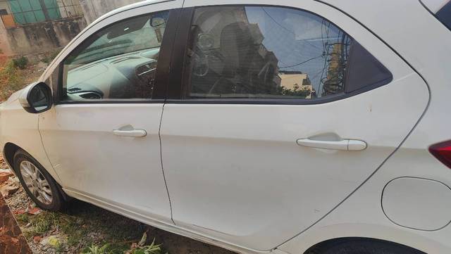 https://images10.gaadi.com/usedgaadi-sellcar/UsedCar/f59da131a/a69f0324-4601-45e0-9053-86bffbd858b5.jpg?imwidth=6401