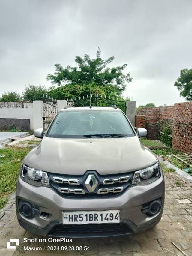 https://images10.gaadi.com/usedgaadi-sellcar/UsedCar/f59dd593a/bb2afb1c-2a0b-4d0a-8fbf-c369d1899cc6.jpg?imwidth=6400