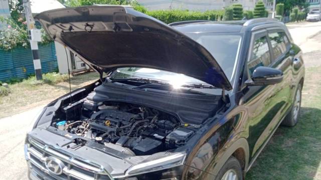 https://images10.gaadi.com/usedgaadi-sellcar/UsedCar/f59ddd04a/49b2f1a8-c0ff-43f4-a3bc-6eace5b5cd08.jpg?imwidth=6400
