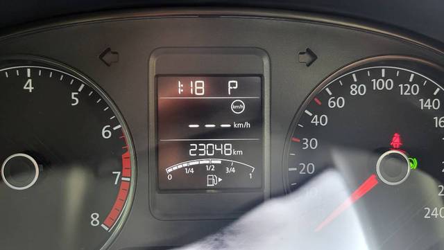 https://images10.gaadi.com/usedgaadi-sellcar/UsedCar/f59e37c0a/05a3fa7a-e6dd-4dda-874b-b206812504d2.jpeg?imwidth=6401