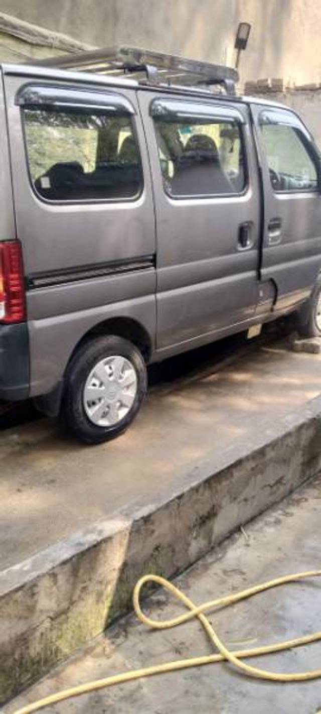 https://images10.gaadi.com/usedgaadi-sellcar/UsedCar/f59eaef6a/732afcee-76a3-4a80-bb51-565dd0a7be39.jpg?imwidth=6401