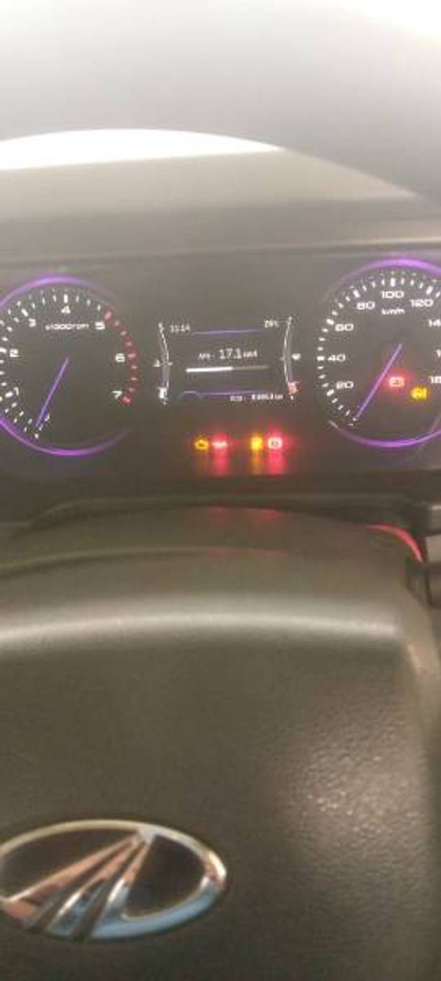 https://images10.gaadi.com/usedgaadi-sellcar/UsedCar/f59f5aeea/79cc7e41-2be0-455e-b4b7-83dedfce8fec.jpg?imwidth=6402