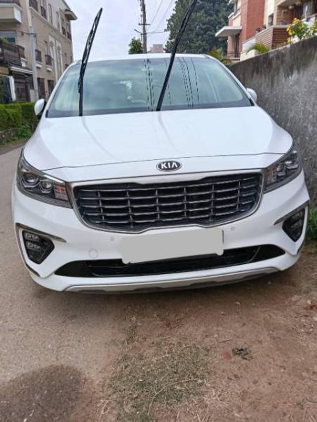 https://images10.gaadi.com/usedgaadi-sellcar/UsedCar/f5a01007a/c7210f07-281d-48e5-8356-a17aa0c81d3d.JPG?imwidth=6400