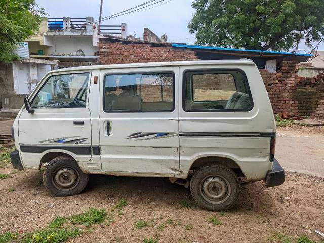 https://images10.gaadi.com/usedgaadi-sellcar/UsedCar/f5a06b8ca/393444d9-0cc5-45b0-bfe9-f323bdbb7803.jpg?imwidth=6402