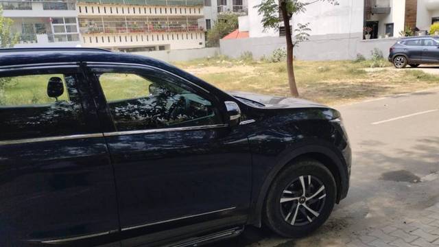 https://images10.gaadi.com/usedgaadi-sellcar/UsedCar/f5a1fa82a/9c8b3353-78eb-42c6-9c45-70da8e2d1539.jpeg?imwidth=6401