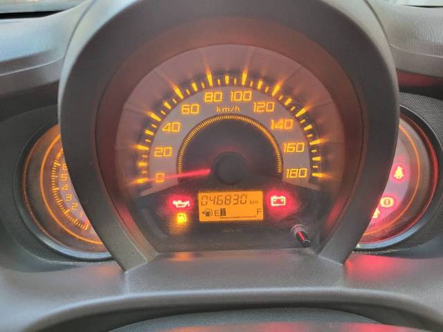 https://images10.gaadi.com/usedgaadi-sellcar/UsedCar/f5a23b8ea/13993280-1ce0-4e6d-a010-7820f3762875.jpg?imwidth=6401