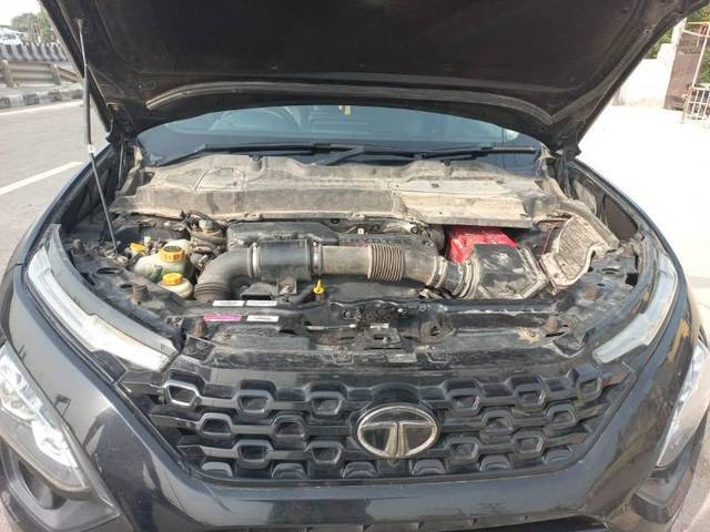 https://images10.gaadi.com/usedgaadi-sellcar/UsedCar/f5a2b63ba/c19cd916-3362-48a9-8413-3658d9ff0817.jpg?imwidth=6401