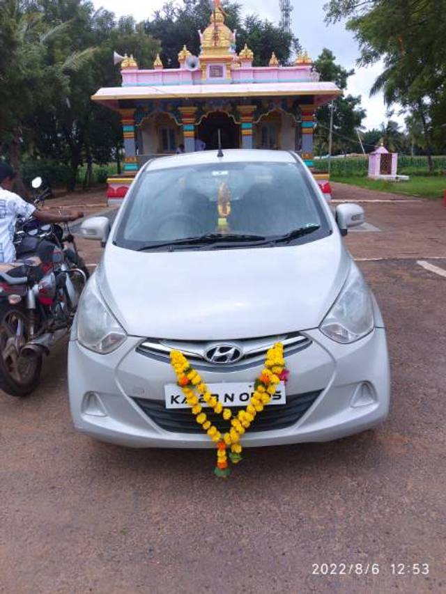 https://images10.gaadi.com/usedgaadi-sellcar/UsedCar/f5a37e98a/73598014-ec18-48cd-bc2c-5e082beb8809.jpg?imwidth=6400