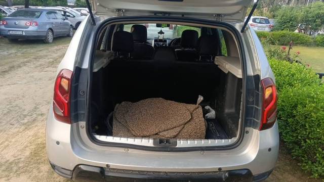 https://images10.gaadi.com/usedgaadi-sellcar/UsedCar/f5a485dca/5547fd3e-c4f7-4fd3-893c-c673317a2fd0.jpg?imwidth=6402