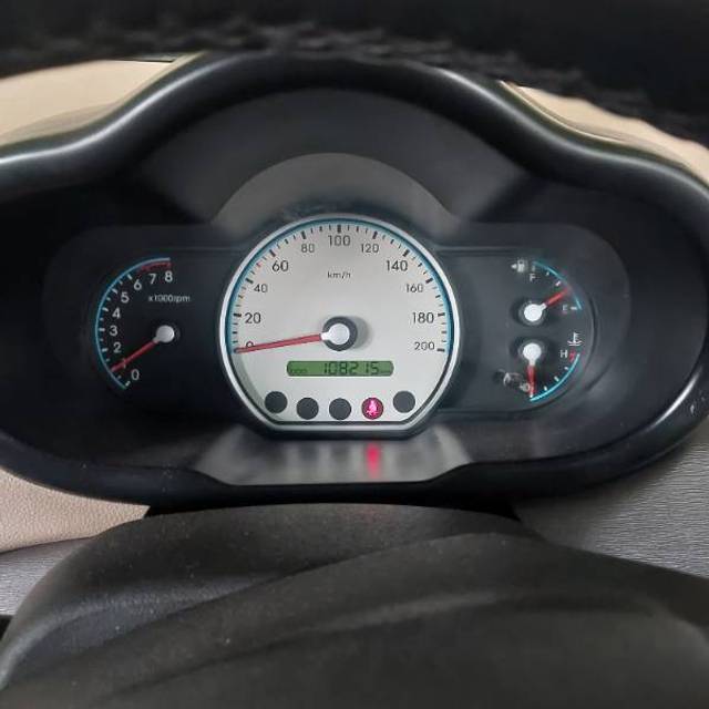 https://images10.gaadi.com/usedgaadi-sellcar/UsedCar/f5a4b7b0a/a3fbdf1d-4ed0-4aed-9ee6-b6fa2ad76c31.jpg?imwidth=6402