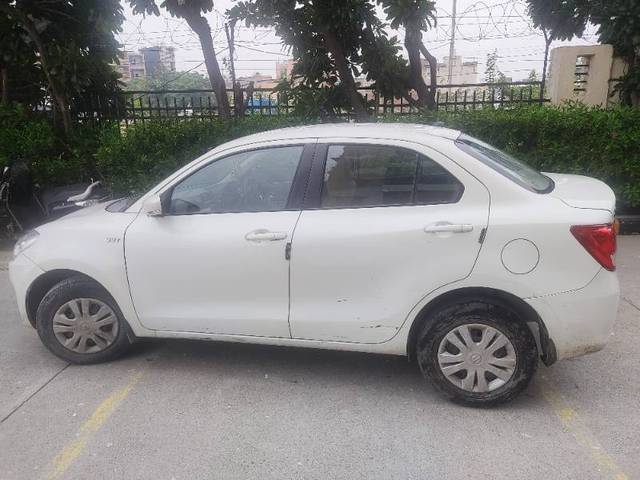 https://images10.gaadi.com/usedgaadi-sellcar/UsedCar/f5a5a106a/6413214b-b141-4167-8306-9004bf859611.jpg?imwidth=6402